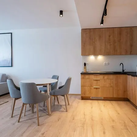 Apartment Evergreen F2